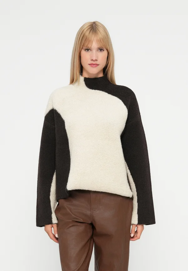 VMASHER  FUNNELNECK PULLOVER - Strickpullover - birch/chocolate torte