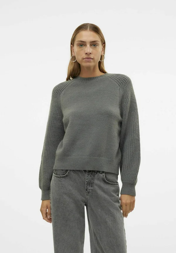 VMENYA  - Strickpullover - balsam green