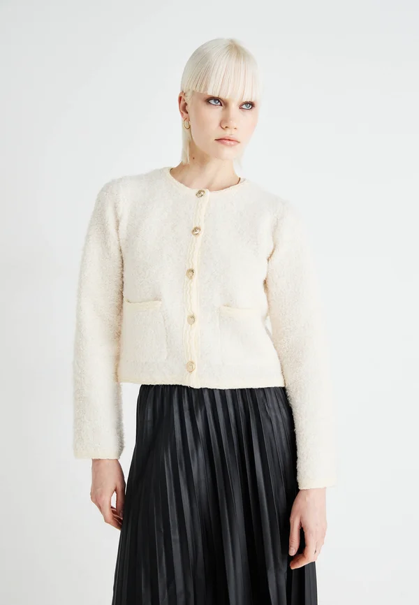 VMMEZA O NECK BUTTON CARDIGAN - Strickjacke - birch/gold-coloured
