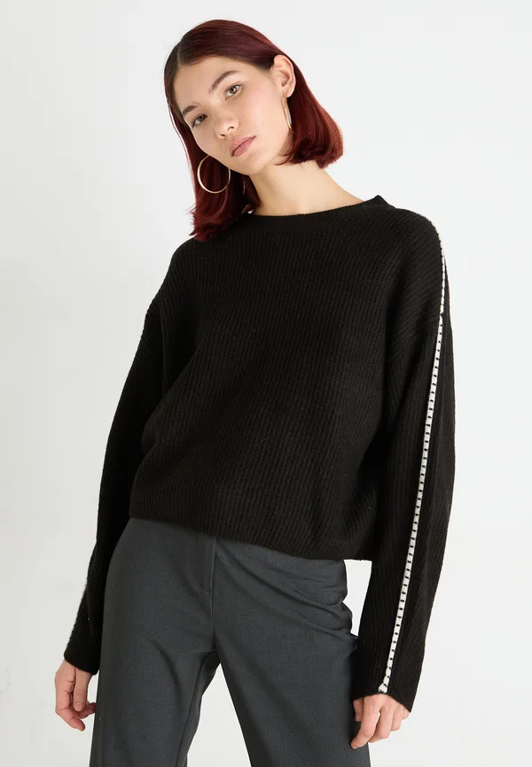 VMZORA O NECK - Strickpullover - chocolate torte/birch