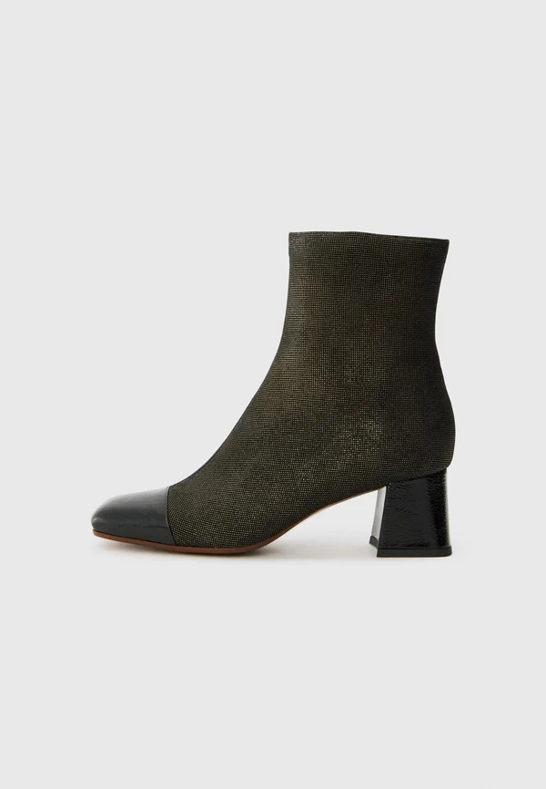 VOLKIRIA 47 - Ankle Boot - black/dancy bronce