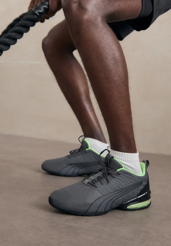 VOLTAIC EVO LIGHT - Trainingsschuh - cool dark gray/fizzy lime