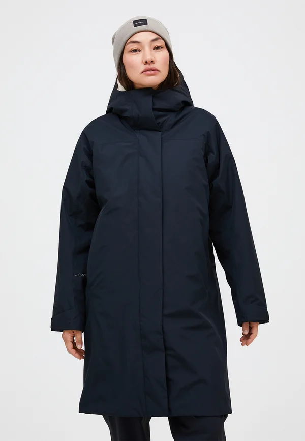 W TREELINE INSULATED - Parka - black