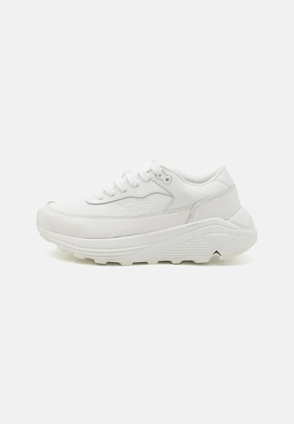 WALK LITE UNISEX - Sneaker low - bright white