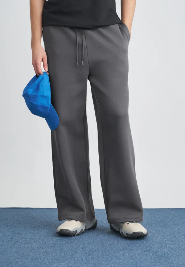 WARDROBE WIDE - Jogginghose - dusky gray