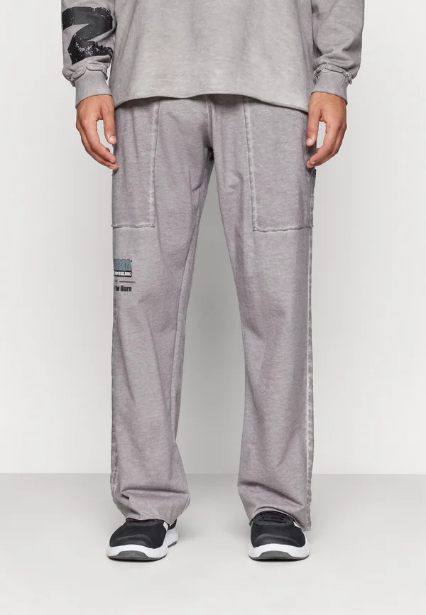 WASHED OFF GYM SWEATPANTS NO SHORTCUTS - Jogginghose - light grey
