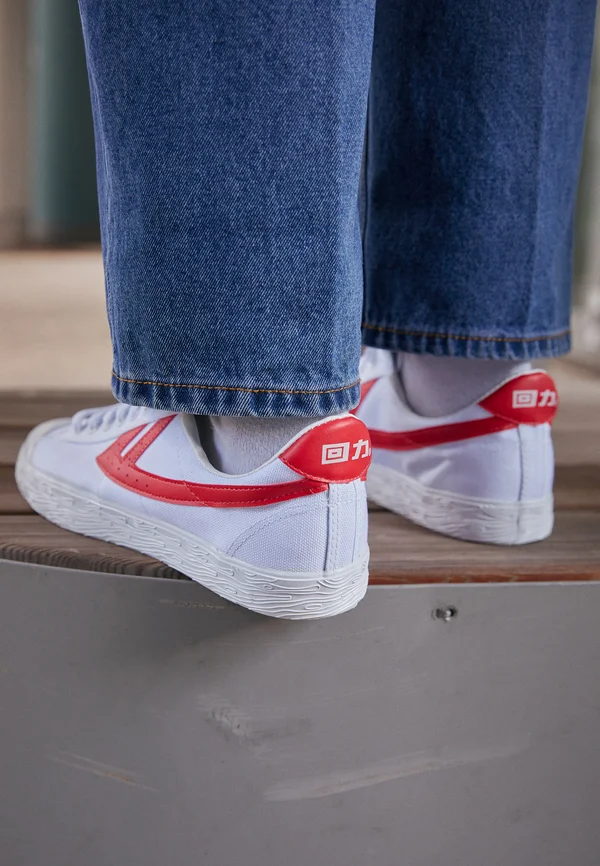 WB-1 UNISEX - Sneaker low - white/red