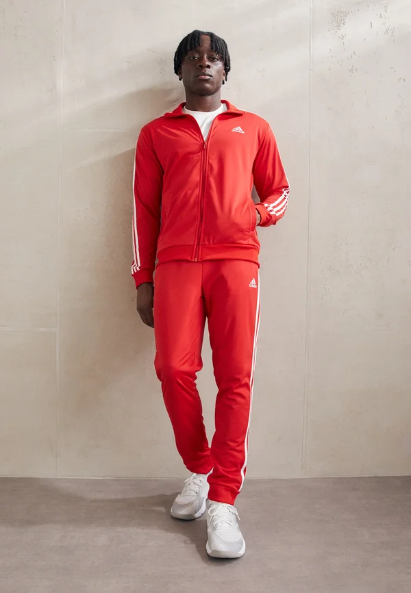 WEAR BASIC SET - Trainingsanzug - better scarlet