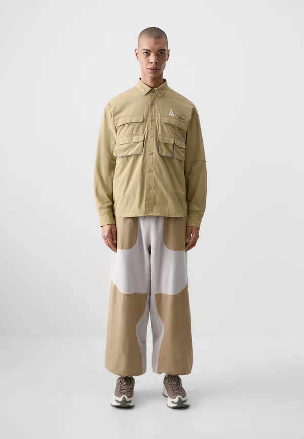 WEAVER - Leichte Jacke - parachute beige/college grey/summit white