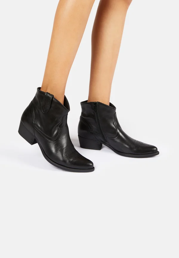 WEST - Cowboy-/Bikerstiefelette - black