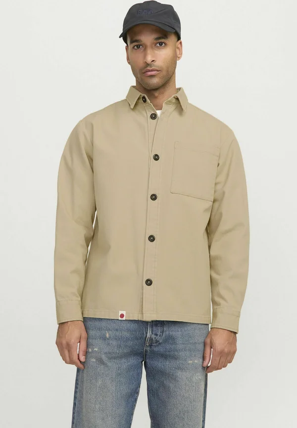 WIDE FIT - Leichte Jacke - white pepper