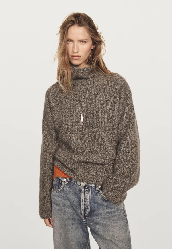 WIDE TURTLENECK - Strickpullover - light brown