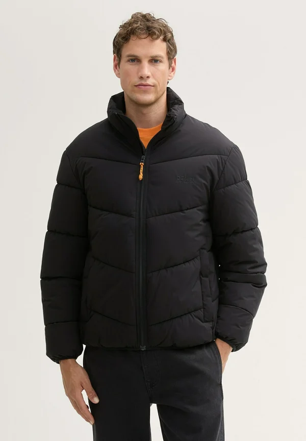 Winterjacke - black