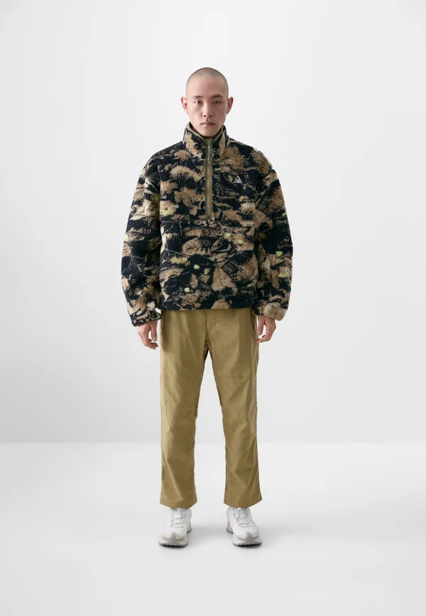 Winterjacke - parachute beige/medium olive