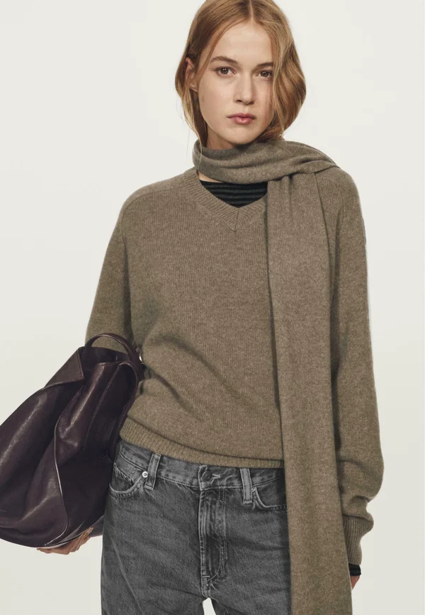 WITH SCARF AND POCKET  - Strickpullover - mottled dark green