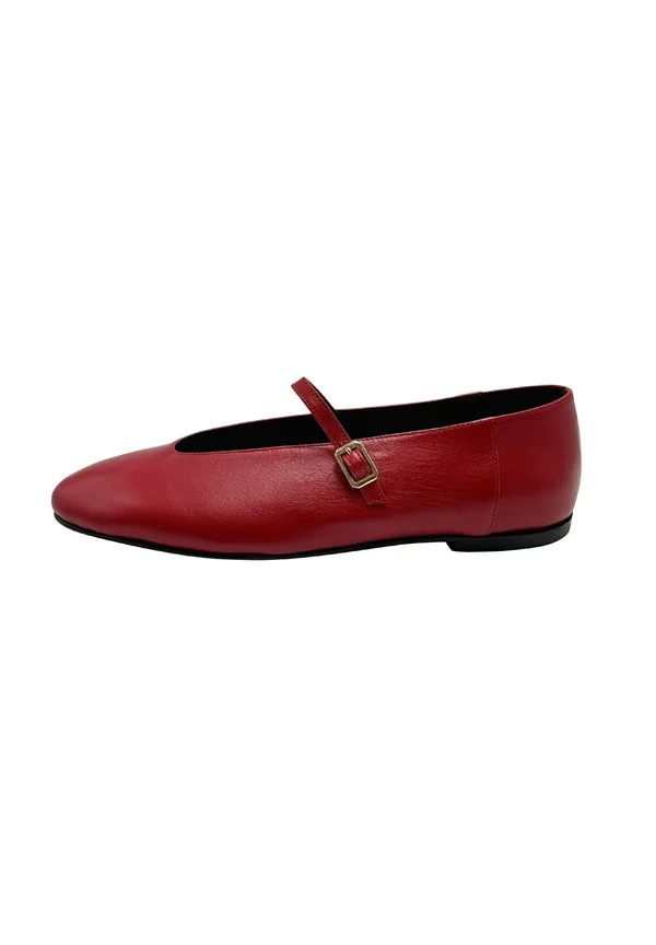 WITH STRAP - Riemchenballerina - red