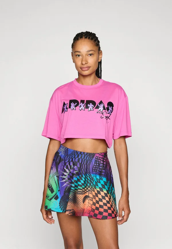X JEREMY SCOTT PRIDE TRAINING TEE - T-Shirt print - lucid fuchsia