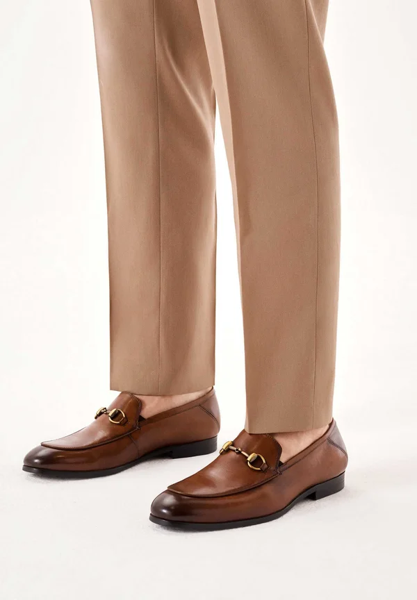 XALER - Slipper - brown