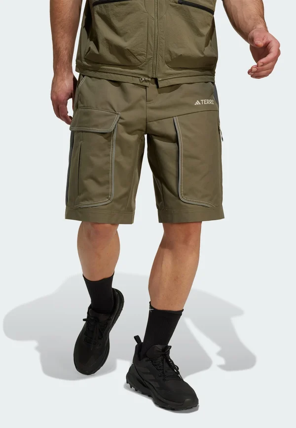XPLORIC AERO - Kurze Sporthose - olive strata grey six