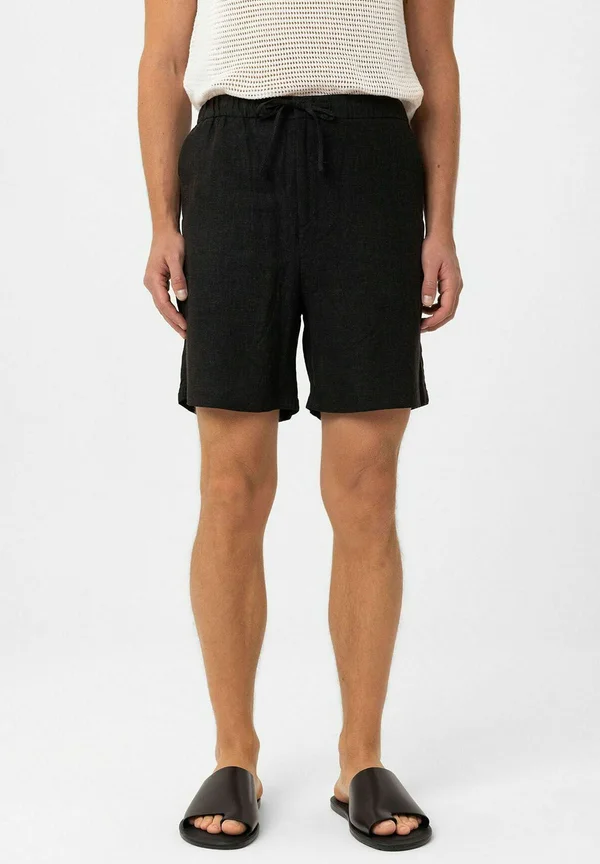 YAI - Shorts - black