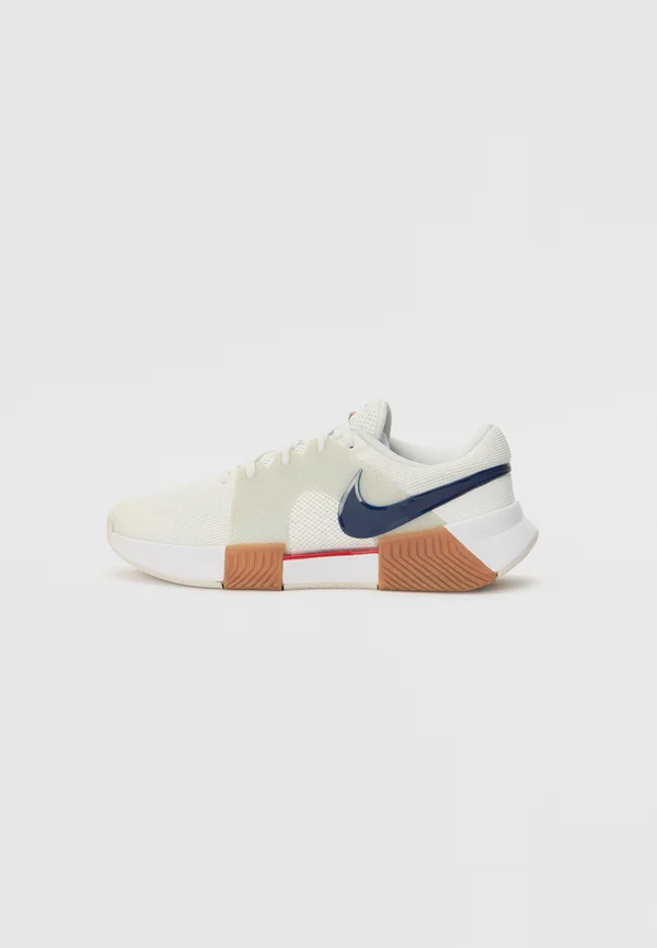 ZOOM  CHALLENGE - Sneaker low - summit white