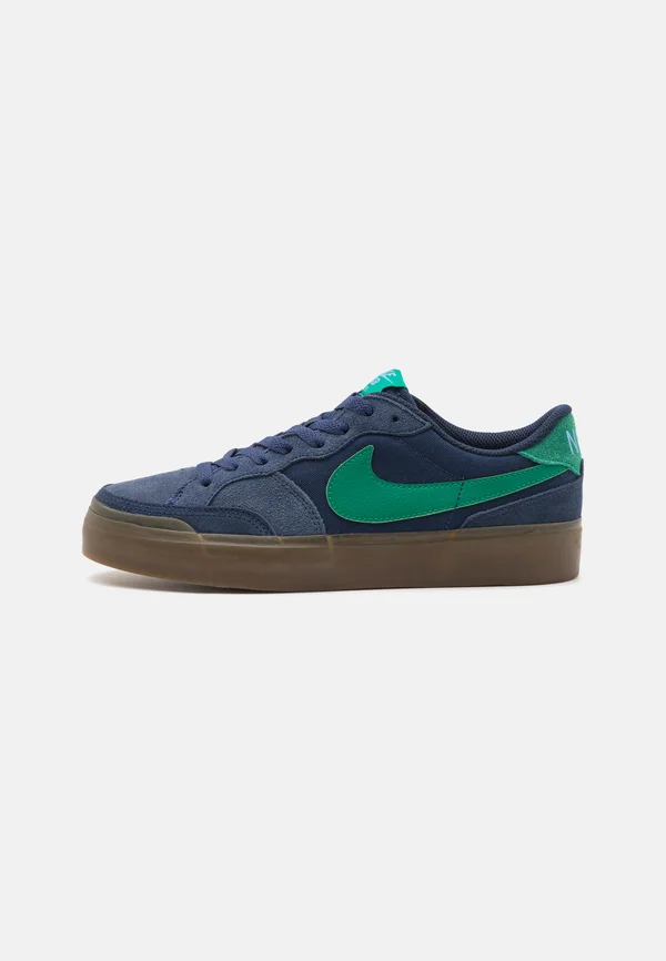 ZOOM POGO PLUS - Sneaker low - midnight navy/malachite/obsidian/medium brown/university blue