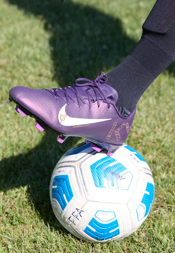 ZOOM VAPOR 16 ACADEMY - Fußballschuh Nocken - grand purple/pale ivory