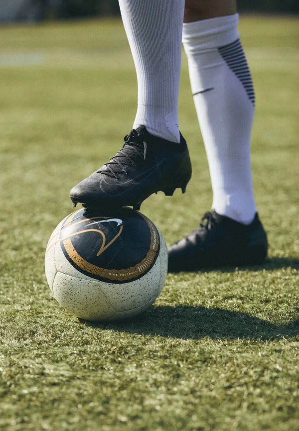 ZOOM VAPOR 16 PRO FG - Fußballschuh Nocken - black/deep jungle
