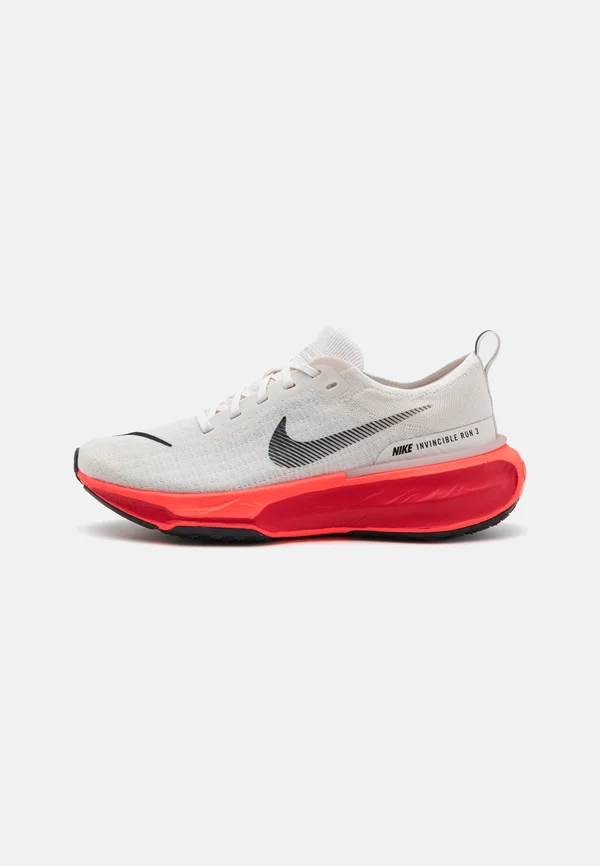 ZOOMX INVINCIBLE RUN - Laufschuh Straße - white, red