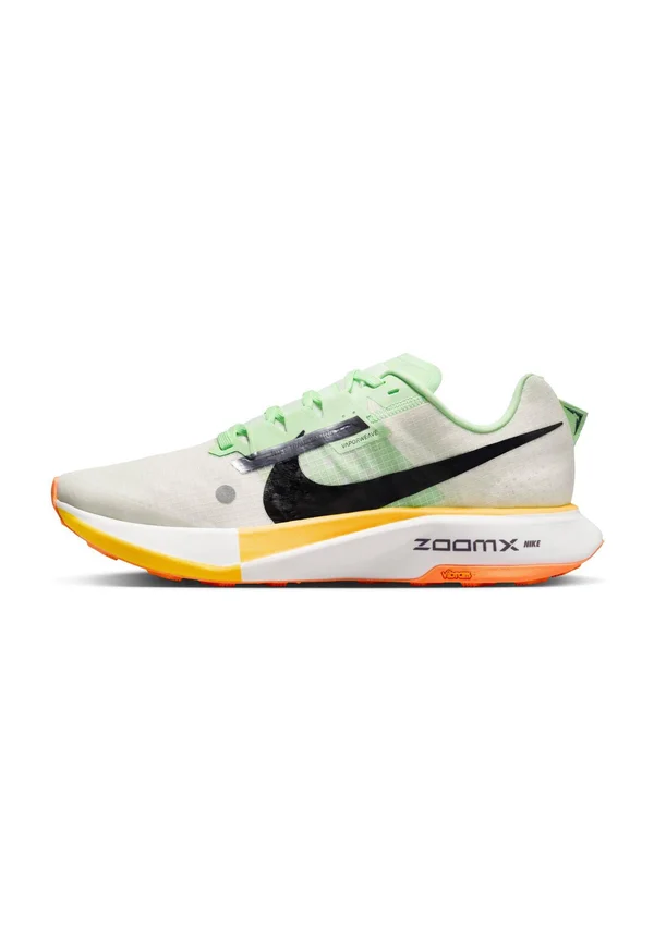 ZOOMX ULTRAFLY - Laufschuh Trail - summit white/black vapor green laser orange total orange